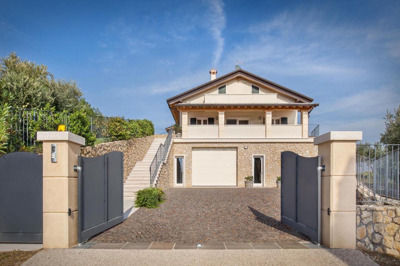 Villa Oleandri San Pietro in Cariano Bagian luar foto