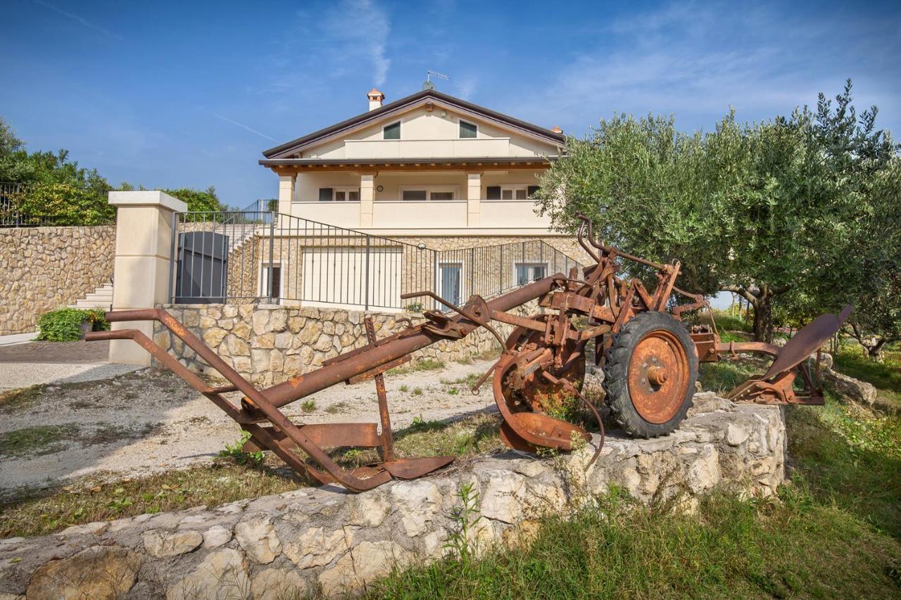 Villa Oleandri San Pietro in Cariano Bagian luar foto